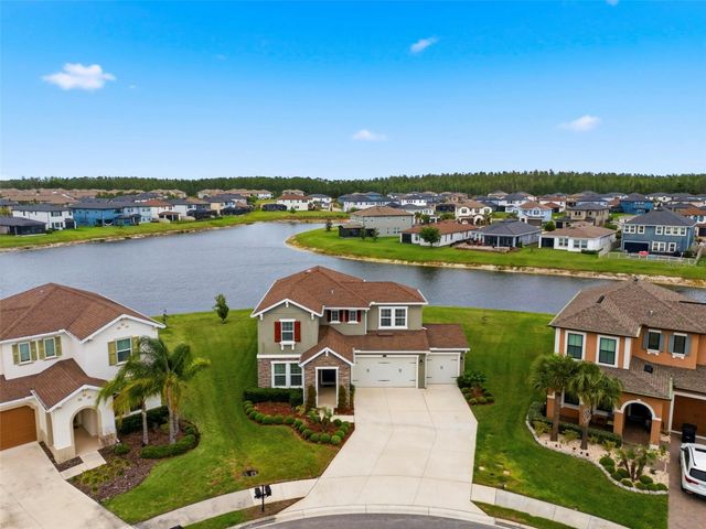 28707 REVARO LANE, Wesley Chapel, FL 33543