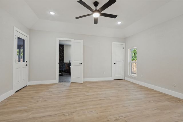 5408 Aspen Lane, Fort Worth, TX 76112