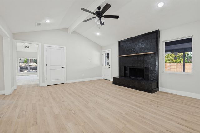 5408 Aspen Lane, Fort Worth, TX 76112