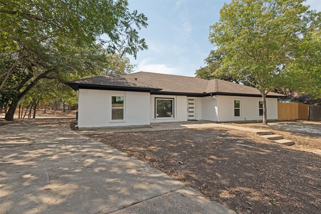 5408 Aspen Lane, Fort Worth, TX 76112