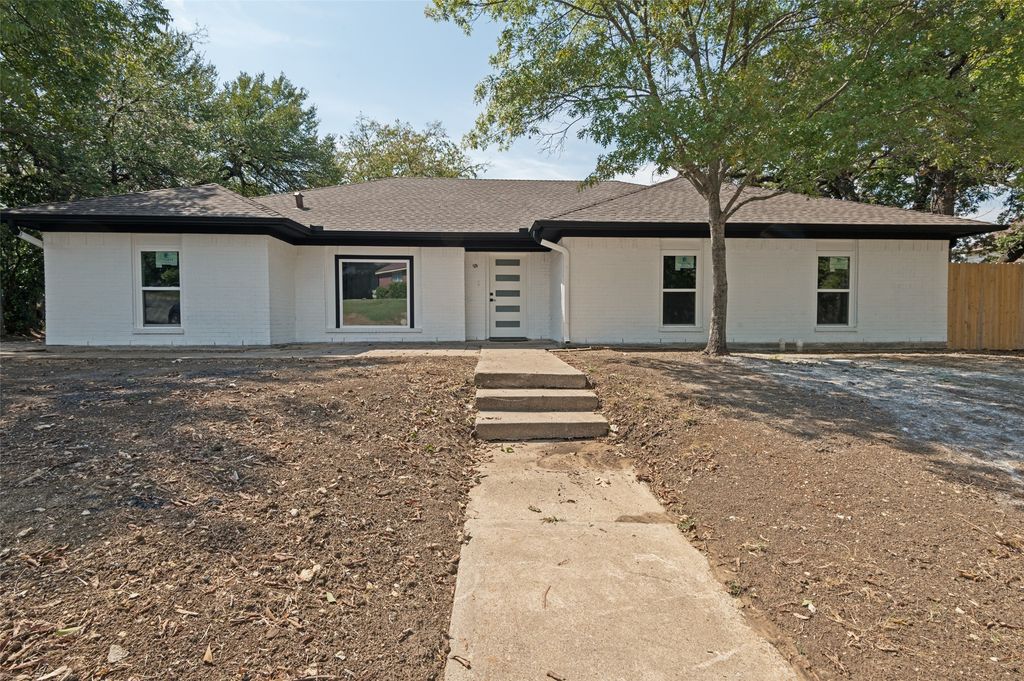 5408 Aspen Lane, Fort Worth, TX 76112 — photo 2