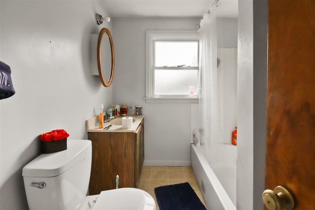 2365 W Temperance Road, Temperance, MI 48182