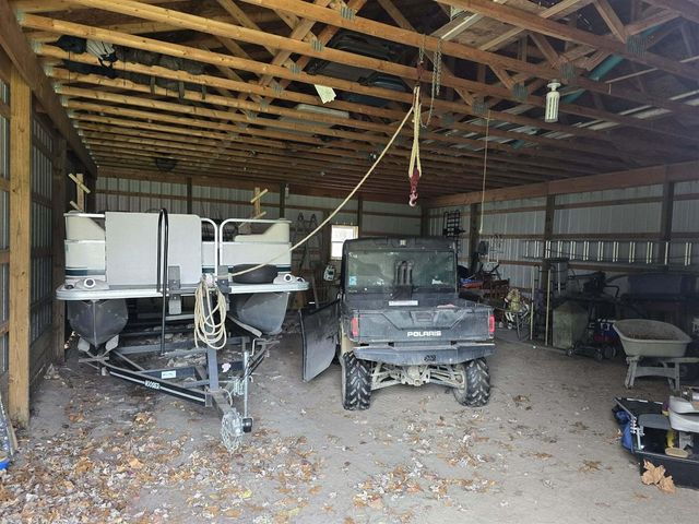 2365 W Temperance Road, Temperance, MI 48182