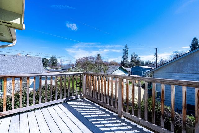 114 Cedar Street, Central Point, OR 97502