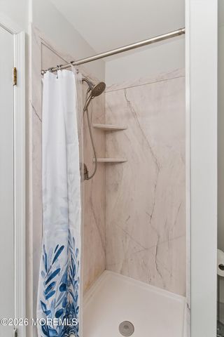 49 Lucia Court, Matawan, NJ 07747