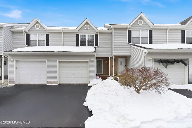 49 Lucia Court, Matawan, NJ 07747