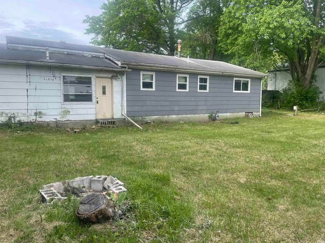 11953 W Kenilworth Lane, Monticello, IN 47960