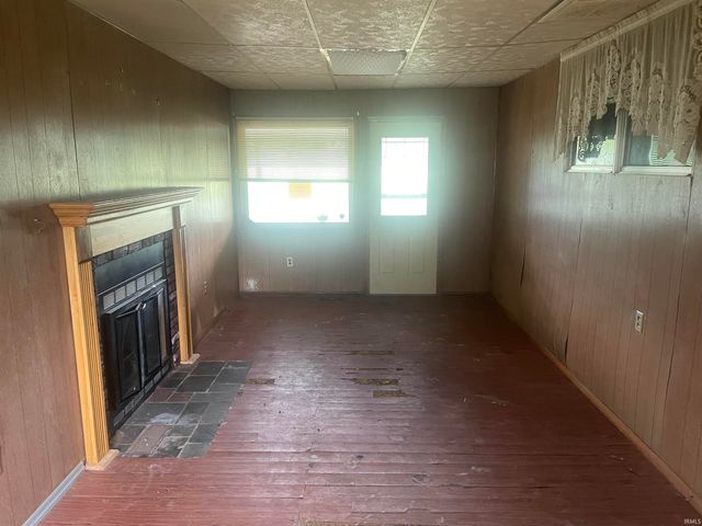11953 W Kenilworth Lane, Monticello, IN 47960
