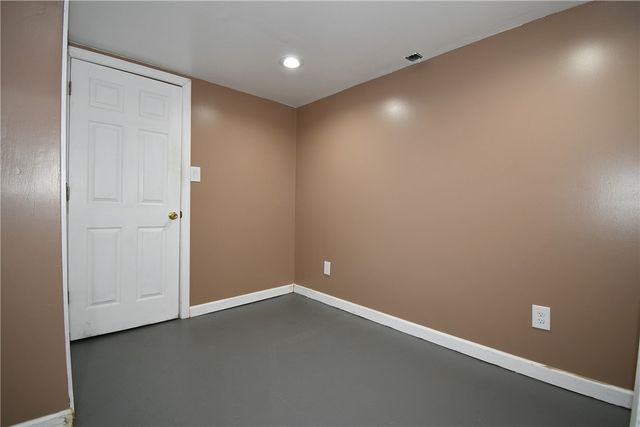 1900 Plateau St, Carrick, PA 15210