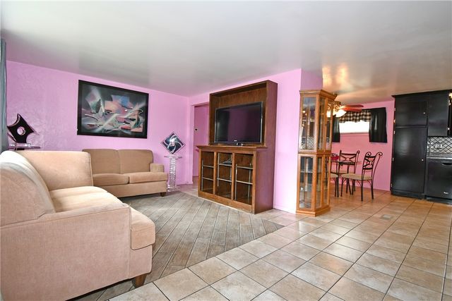1900 Plateau St, Carrick, PA 15210