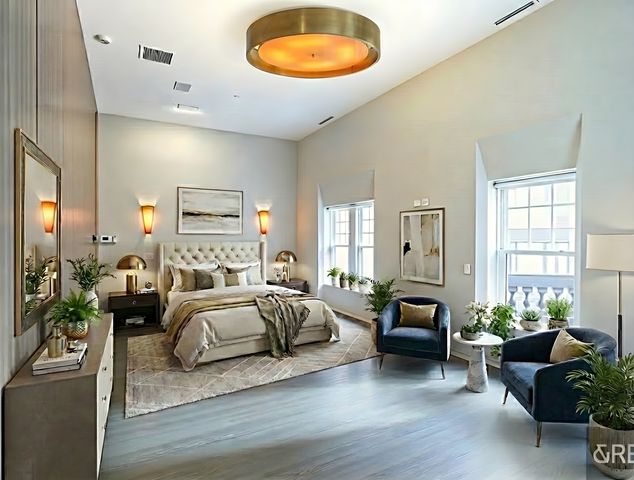 1401 N Astor Street, Chicago, IL 60610