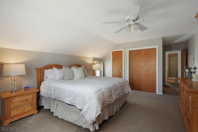 6 Longfield Dr, Hillsborough Twp., NJ 08844