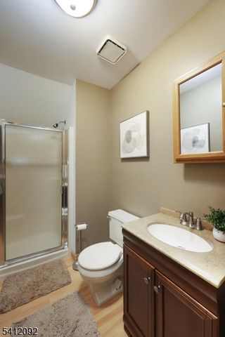 6 Longfield Dr, Hillsborough Twp., NJ 08844