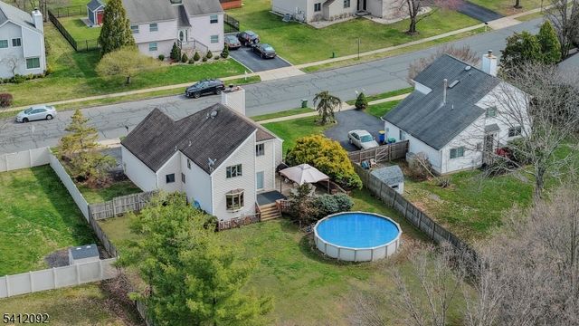 6 Longfield Dr, Hillsborough Twp., NJ 08844