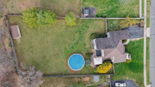 6 Longfield Dr, Hillsborough Twp., NJ 08844