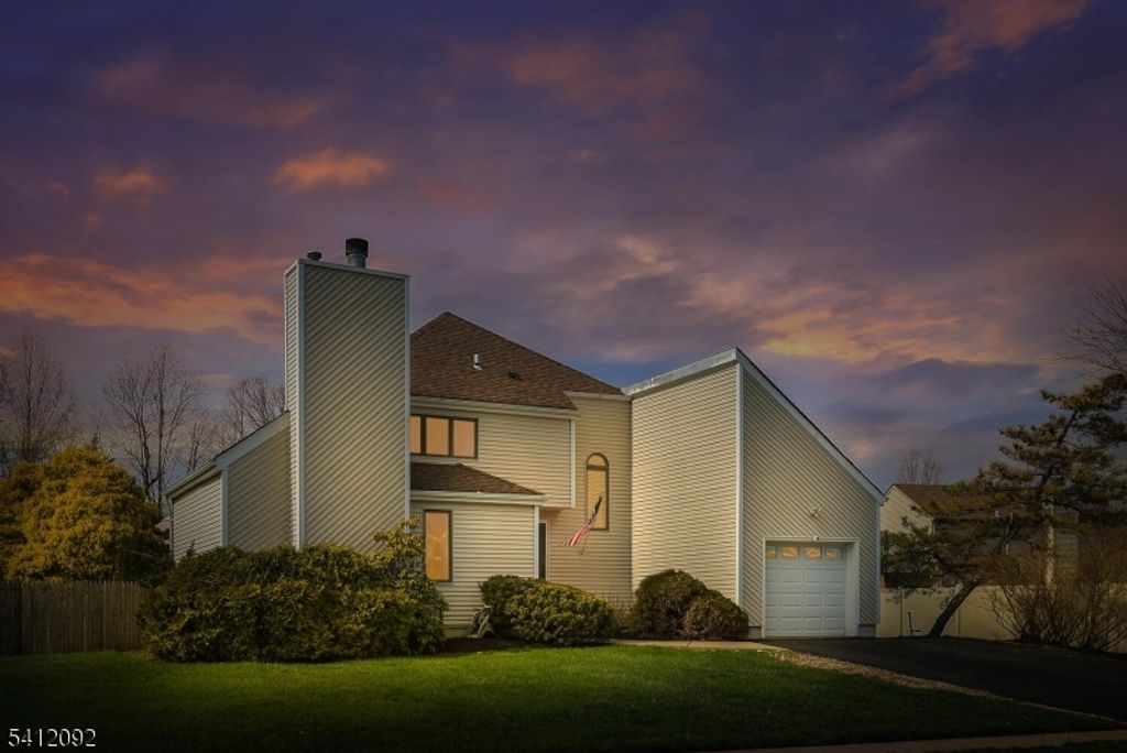 6 Longfield Dr, Hillsborough Twp., NJ 08844