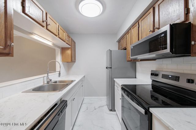 206 W Buena Vista Avenue, North Augusta, SC 29841