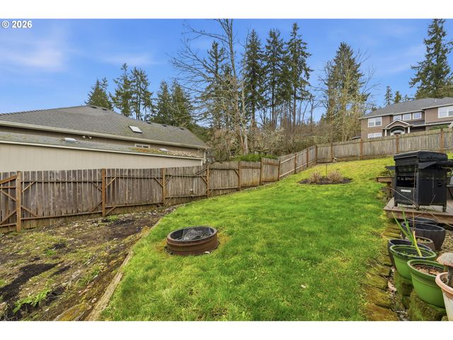 6842 JESSICA Dr, Springfield, OR 97478