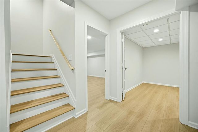 1390 Tennis Court Place, Roswell, GA 30075