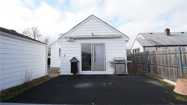 14 JONES Avenue, Pawtucket, RI 02861
