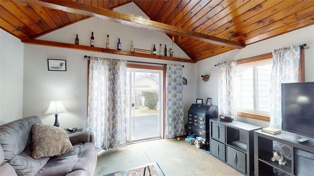 14 JONES Avenue, Pawtucket, RI 02861