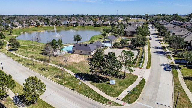 7042 Sliding Rock Circle, Spring, TX 77379