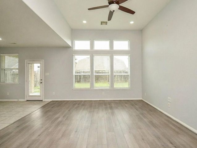 7042 Sliding Rock Circle, Spring, TX 77379