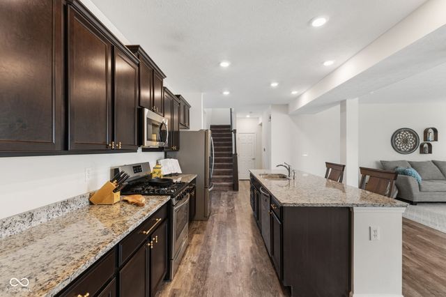 3857 Concord Point Way, Brownsburg, IN 46112