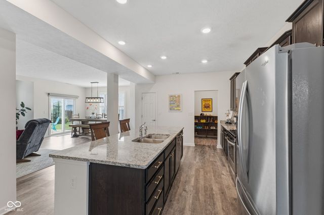 3857 Concord Point Way, Brownsburg, IN 46112