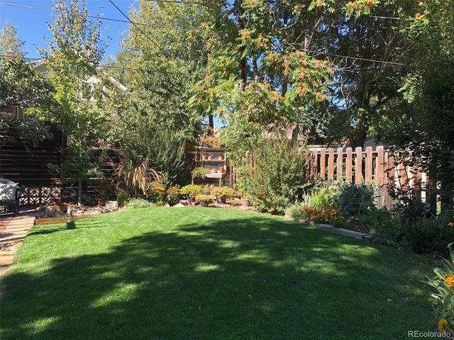 1059 Jackson St, Denver, CO 80206