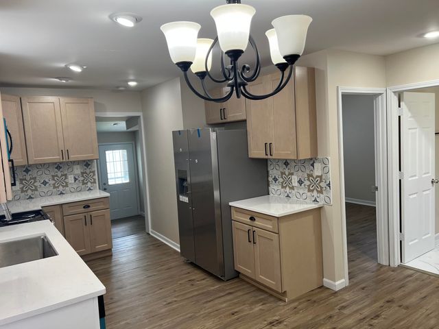 3851 Maple Street, Hobart, IN 46342