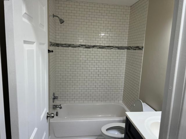 3851 Maple Street, Hobart, IN 46342