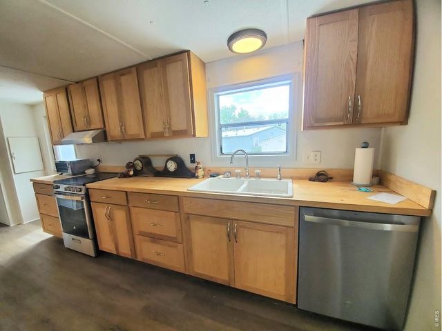 221 W 57th St 48B, Loveland, CO 80538