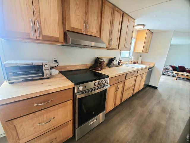 221 W 57th St 48B, Loveland, CO 80538