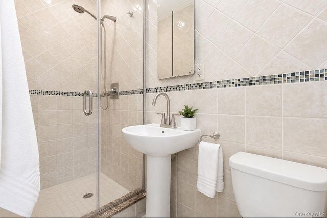 155-17 79th Street 181, Howard Beach, NY 11414