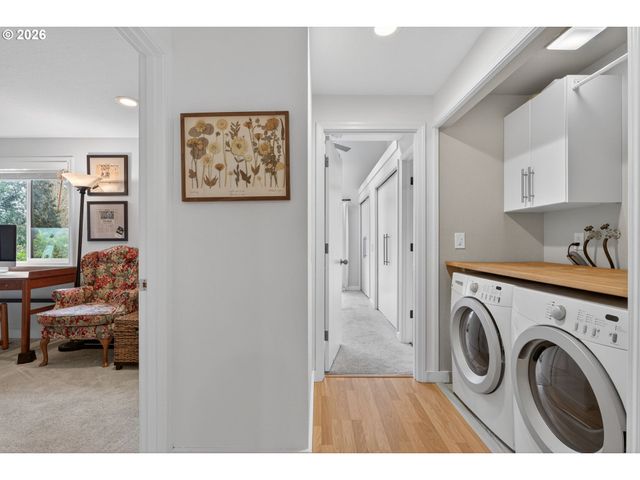 8115 Sw HEMLOCK St, Portland, OR 97223