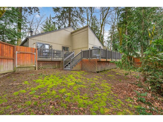 8115 Sw HEMLOCK St, Portland, OR 97223