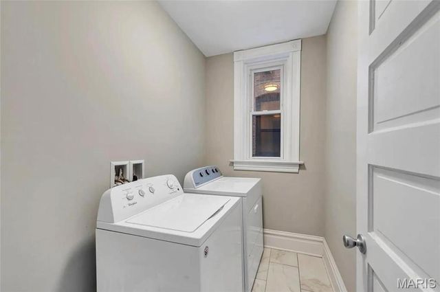 4307 Chouteau Avenue, St Louis, MO 63110