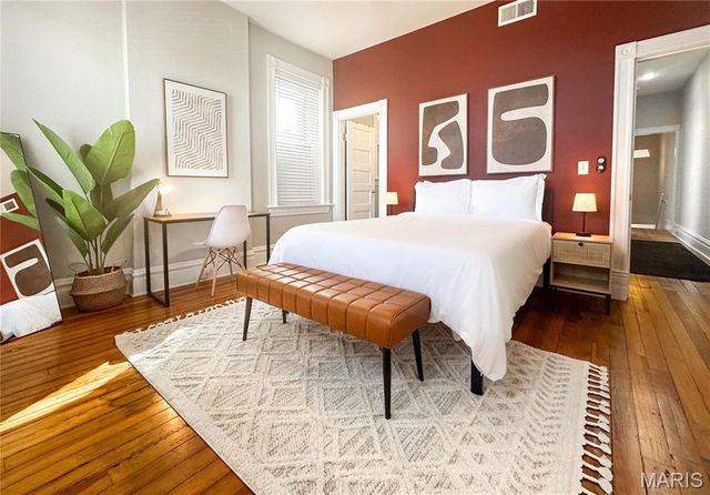 4307 Chouteau Avenue, St Louis, MO 63110