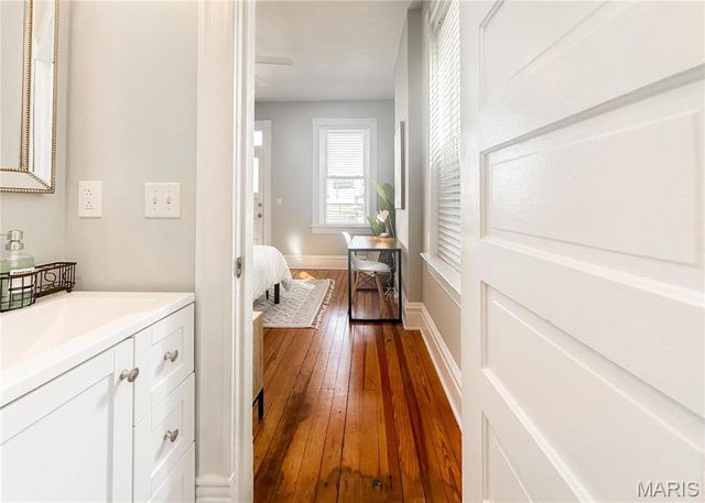 4307 Chouteau Avenue, St Louis, MO 63110