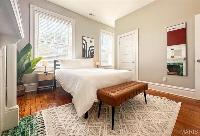 4307 Chouteau Avenue, St Louis, MO 63110