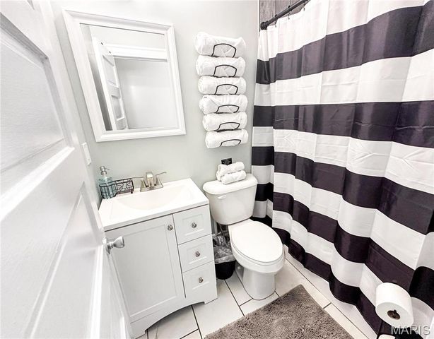 4307 Chouteau Avenue, St Louis, MO 63110