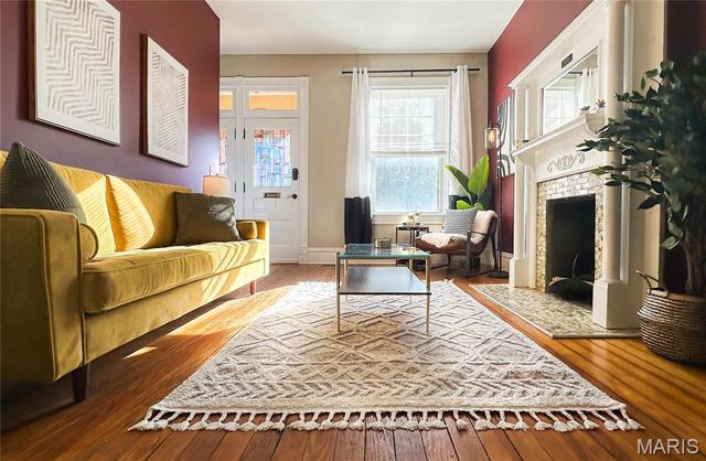 4307 Chouteau Avenue, St Louis, MO 63110