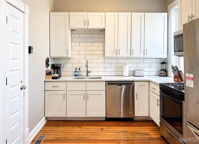 4307 Chouteau Avenue, St Louis, MO 63110