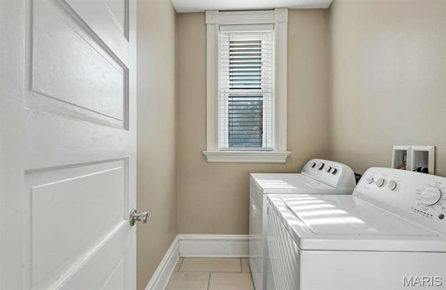 4307 Chouteau Avenue, St Louis, MO 63110