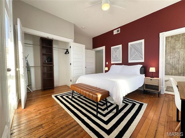 4307 Chouteau Avenue, St Louis, MO 63110