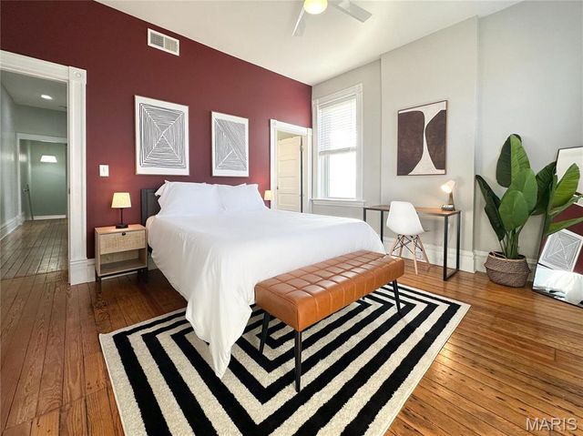 4307 Chouteau Avenue, St Louis, MO 63110