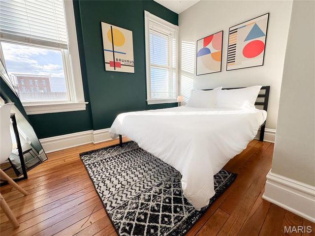 4307 Chouteau Avenue, St Louis, MO 63110