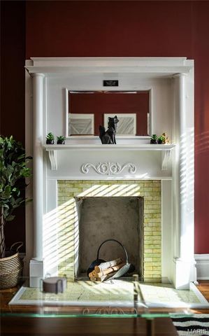 4307 Chouteau Avenue, St Louis, MO 63110