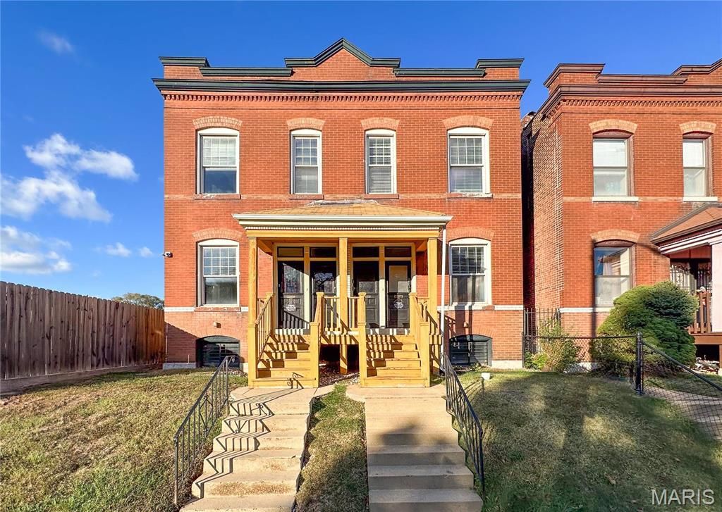 4307 Chouteau Avenue, St Louis, MO 63110